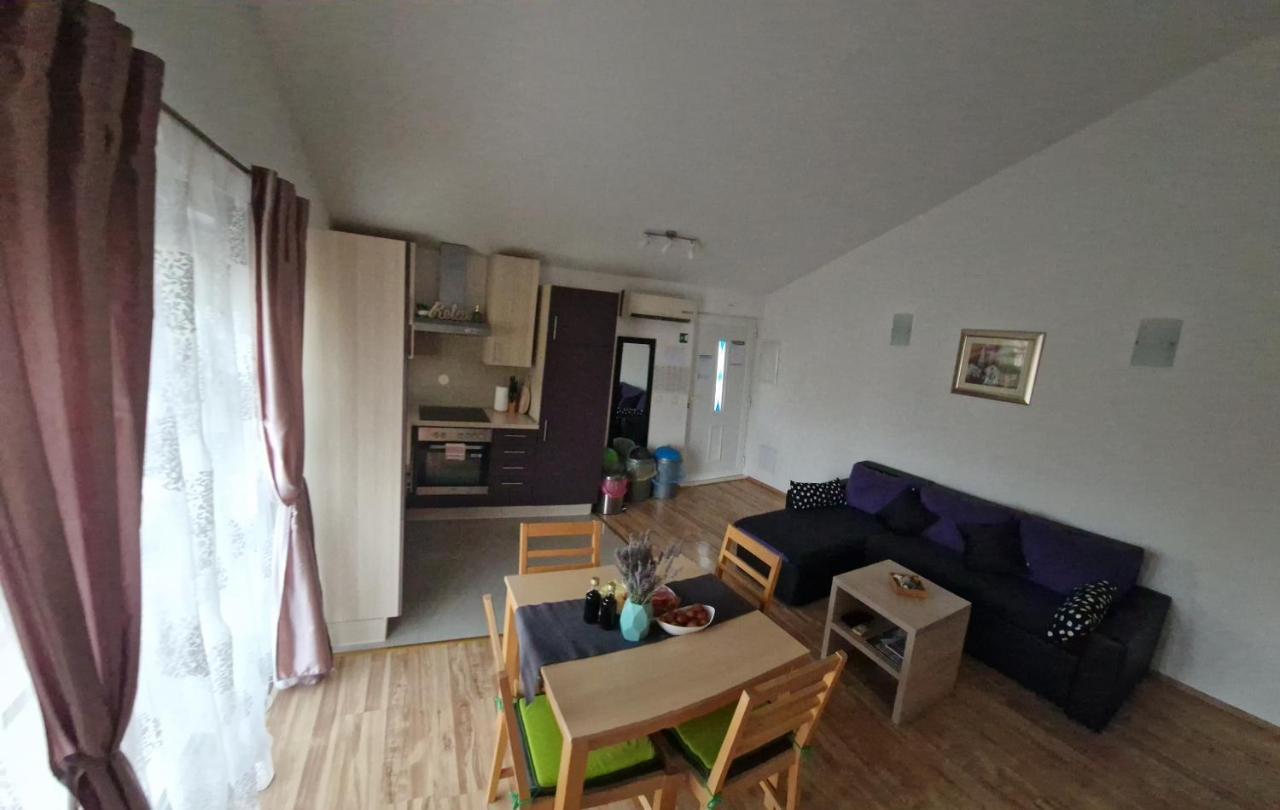 Apartman Relax Apartment Marina Exterior photo